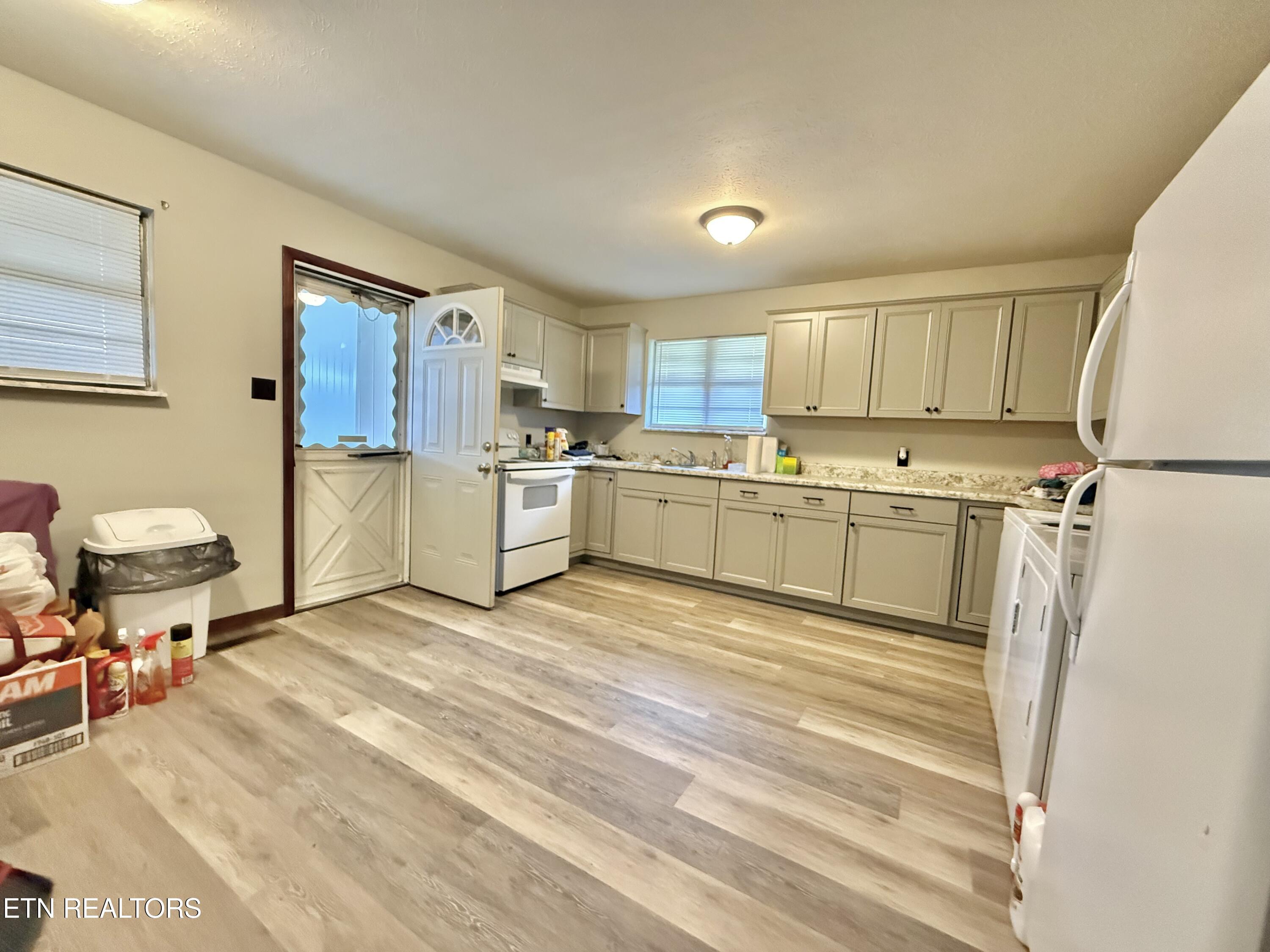 487 Right Poor Valley Road Pennington Gap, VA 24277 - Photo 15 of 19 IMG_3308