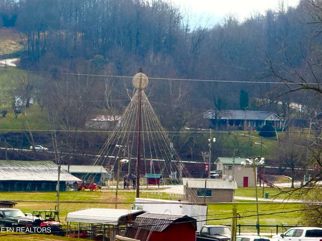 $169,900 | 487 Right Poor Valley Road, Pennington Gap, VA 24277