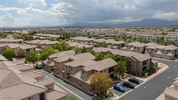 $1,575 | 4725 Basilicata Lane, Unit 202, North Las Vegas, NV 89084