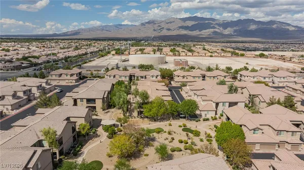 $1,575 | 4725 Basilicata Lane, Unit 202, North Las Vegas, NV 89084