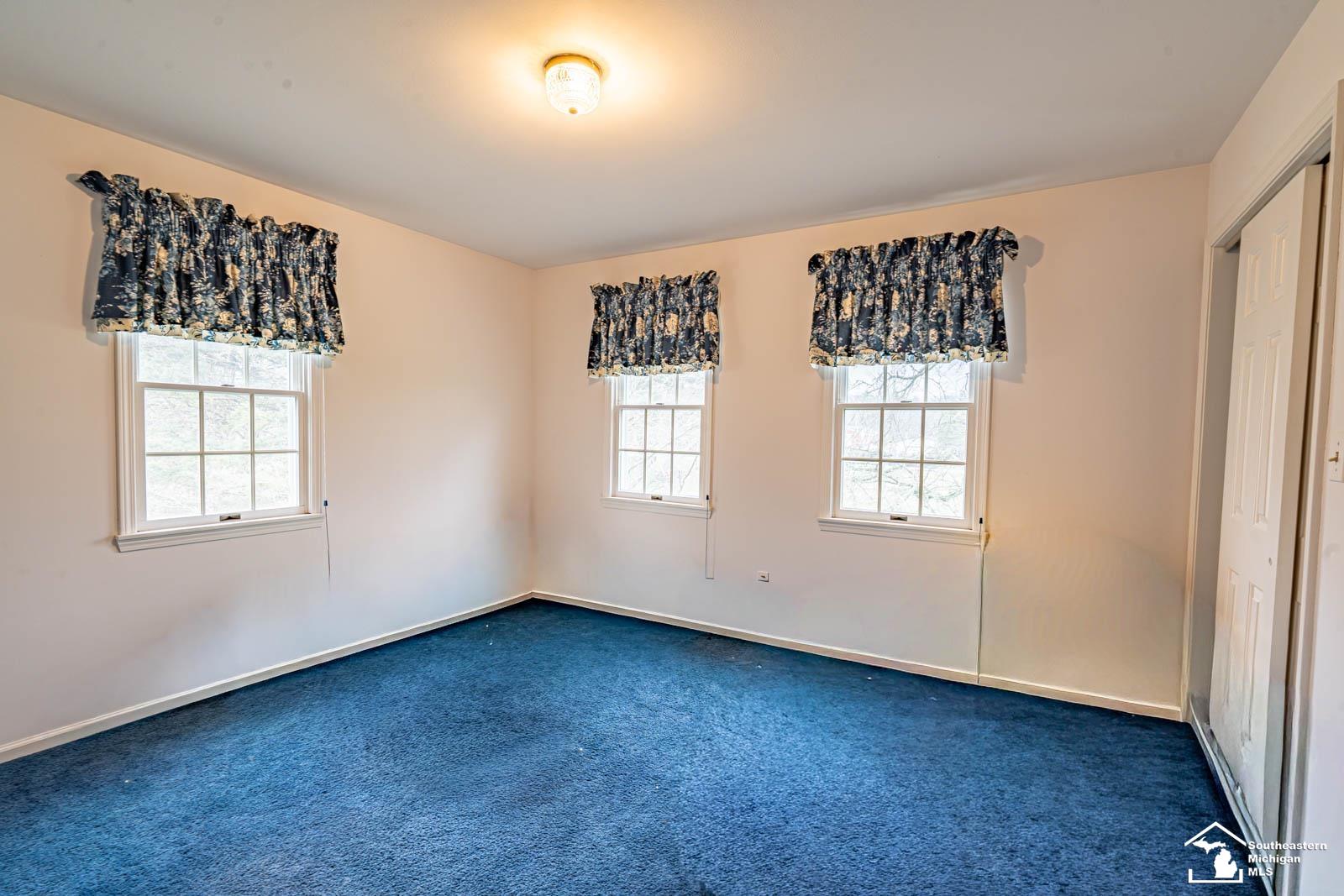 11763 Grafton Road Carleton, MI 48117 - Photo 25 of 38
