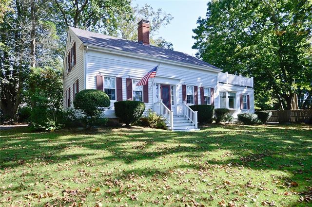 $860,000 | 267 Green End Avenue, Middletown, RI 02842