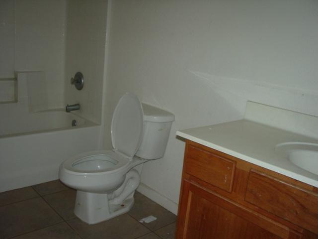 2809 East Chipman Road Phoenix, AZ 85040 - Photo 5 of 7 2809 E CHIPMAN RD