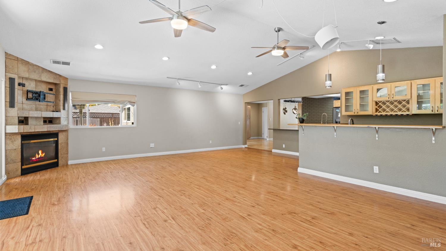 3564 Chanate Road Santa Rosa, CA 95404 - Photo 20 of 45 Great Room/Living Room