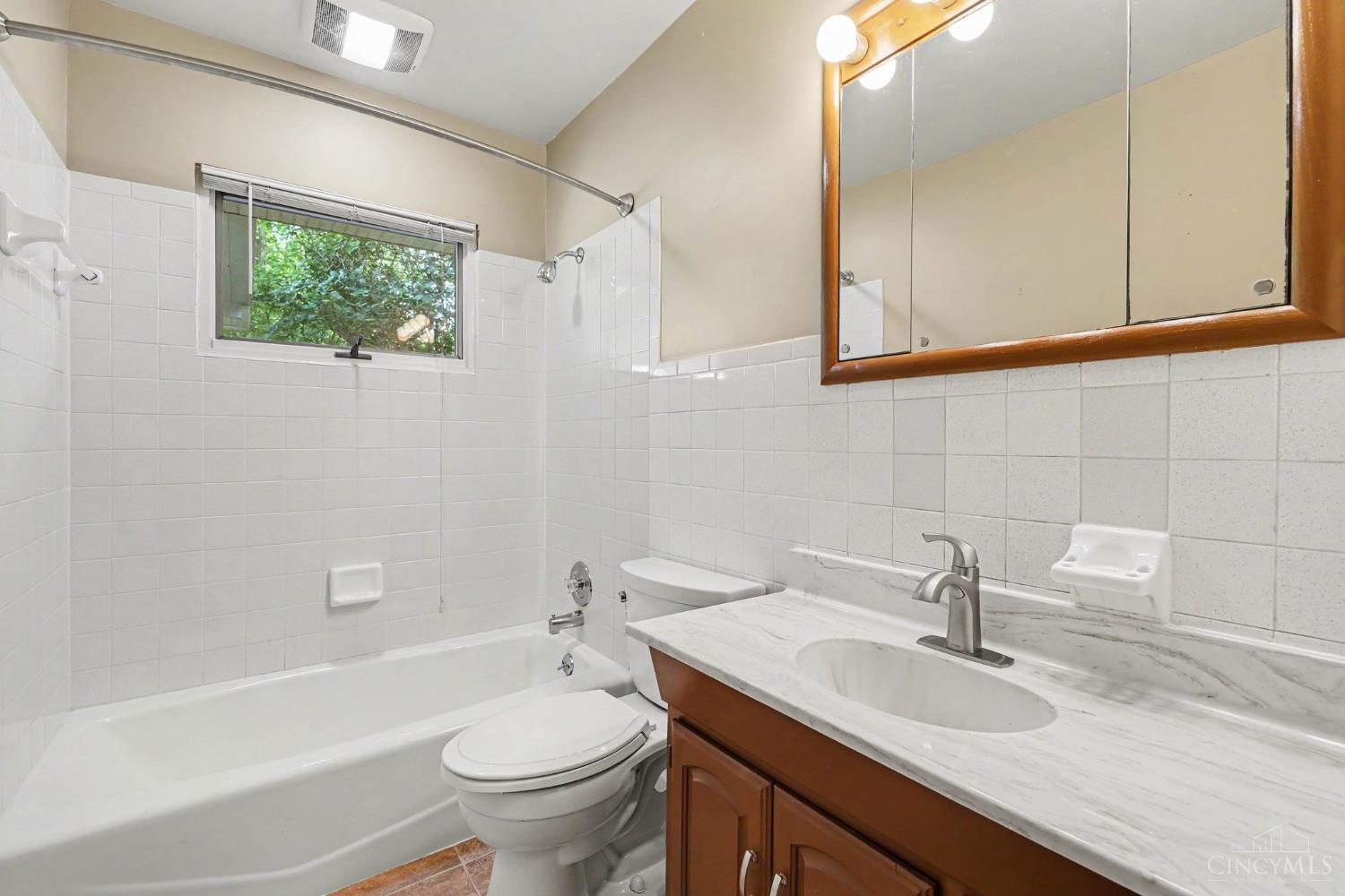 1569 Boyle Road Hamilton, OH 45013 - Photo 16 of 26 Gallery Image 16