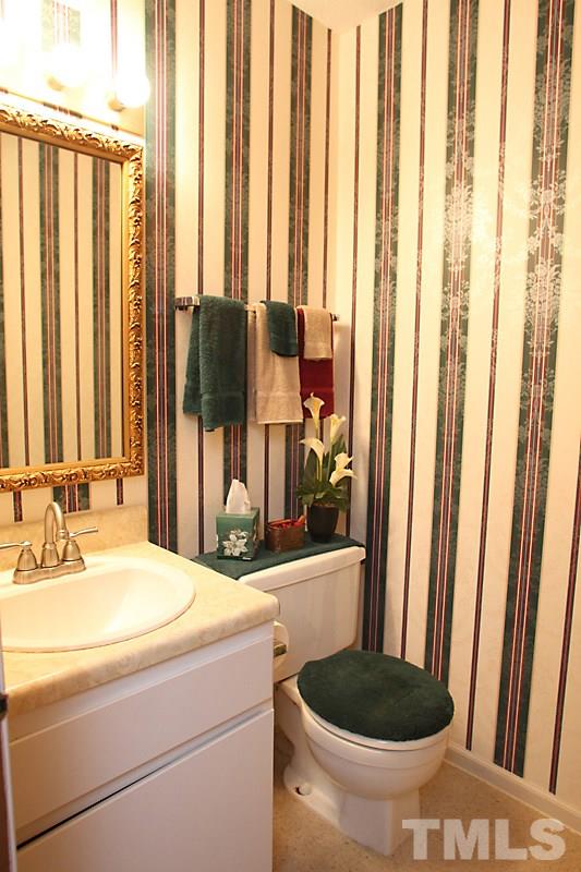 1320 Swallow Drive Raleigh, NC 27606 - Photo 14 of 25 Gallery Image 14