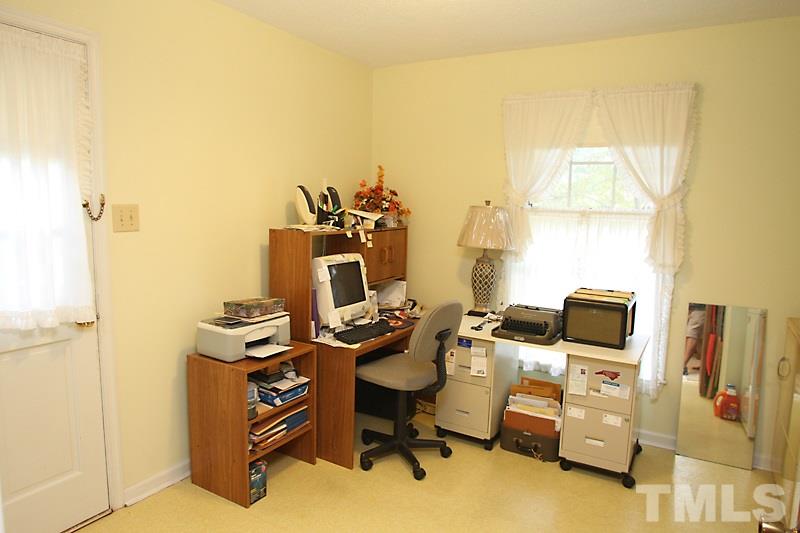 1320 Swallow Drive Raleigh, NC 27606 - Photo 15 of 25 Gallery Image 15