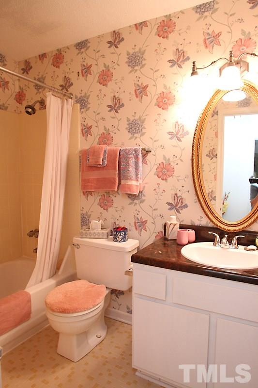 1320 Swallow Drive Raleigh, NC 27606 - Photo 18 of 25 Gallery Image 18