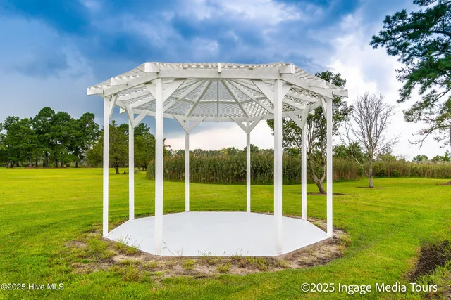 $2,100,000 | 37705 Highway 264, Belhaven, NC 27810