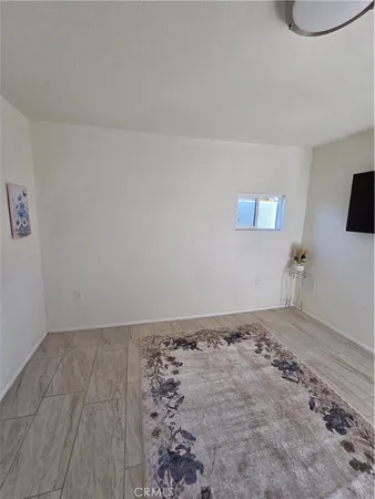 $850 | 16437 Live Oak Street, Hesperia, CA 92345
