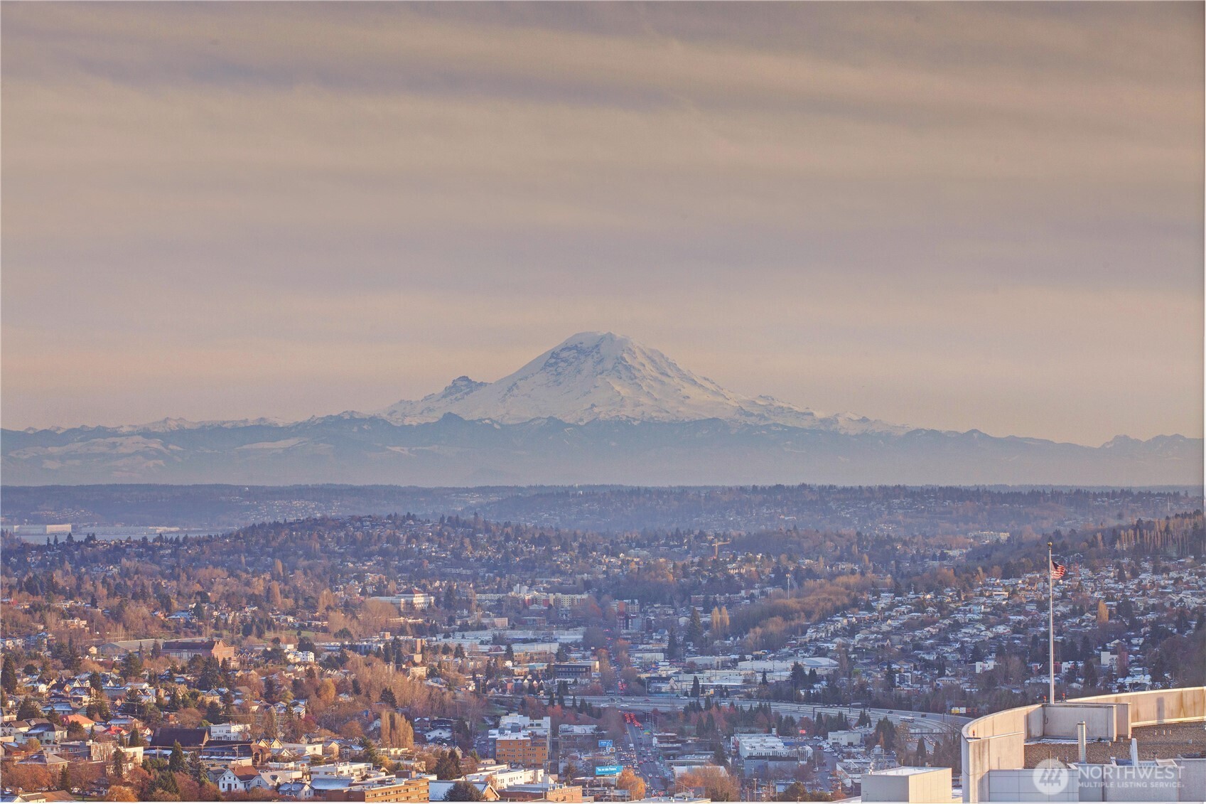 1301 Spring Street, Unit 8C Seattle, WA 98104 - Photo 7 of 31