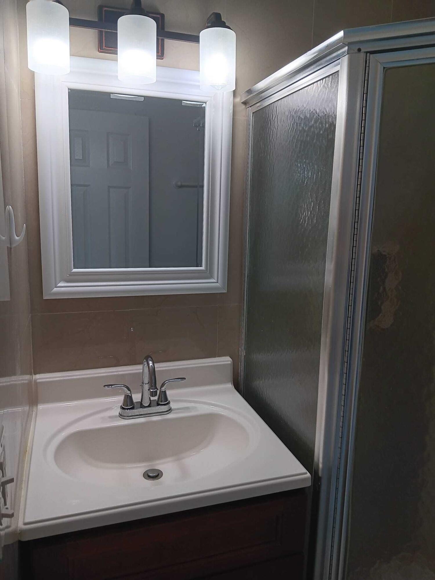20886 Vinesta Circle, Unit 313 Boca Raton, FL 33433 - Photo 18 of 23 WhatsApp Image 2025-11-2323 at 21.37.47
