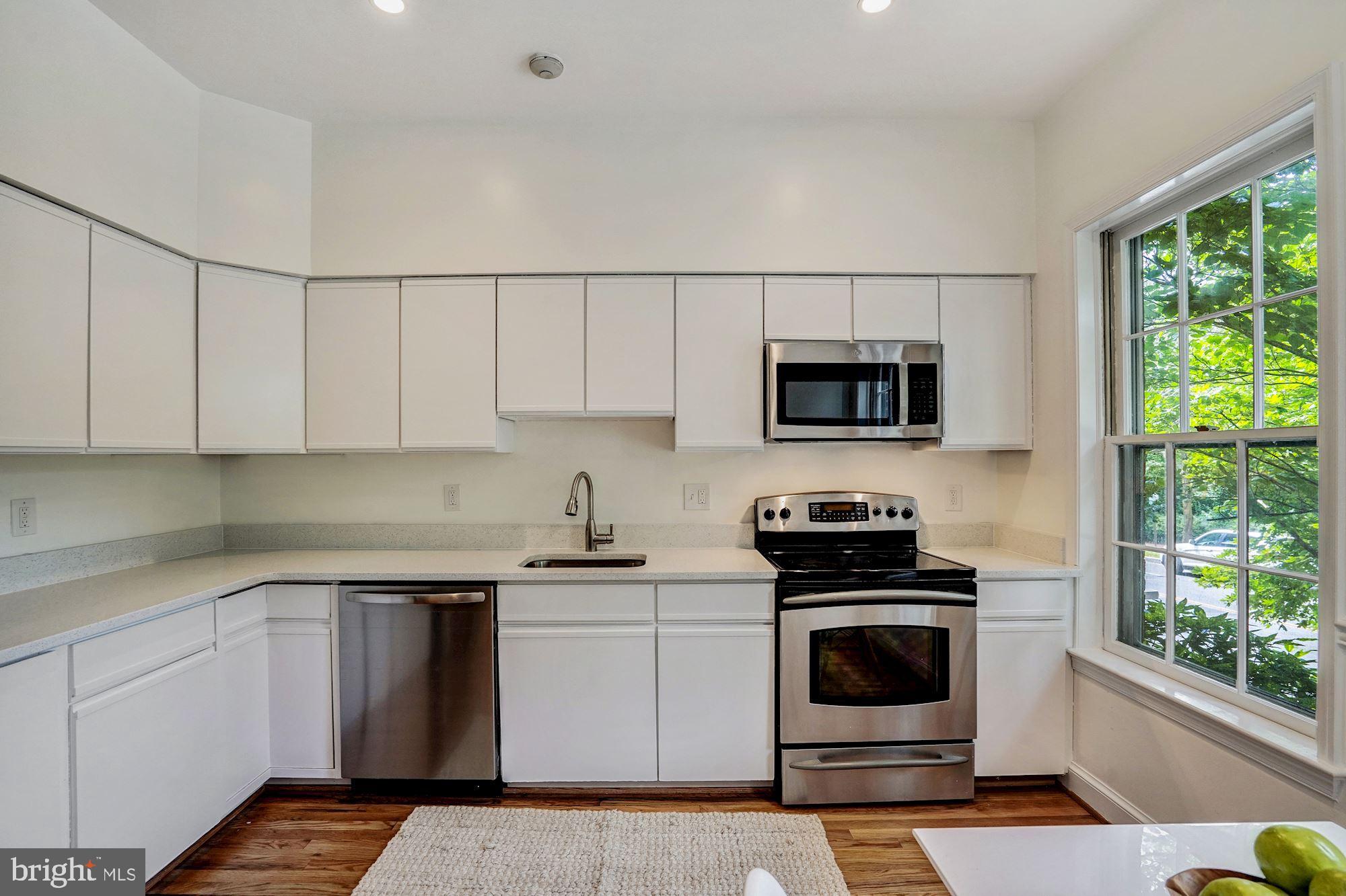 3604 Reservoir Road Northwest Washington, DC 20007 - Photo 12 of 33