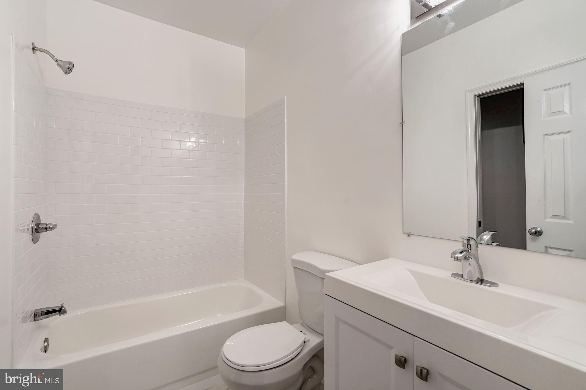 3604 Reservoir Road Northwest Washington, DC 20007 - Photo 29 of 33