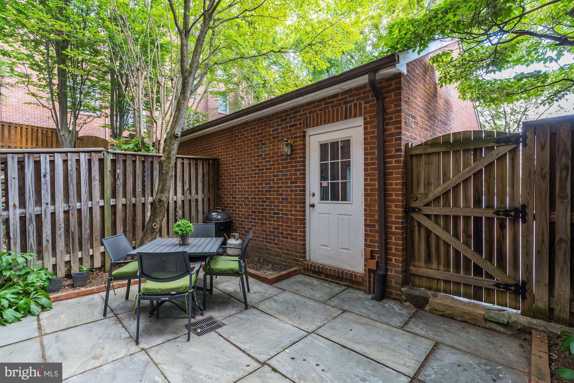 3604 Reservoir Road Northwest Washington, DC 20007 - Photo 31 of 33