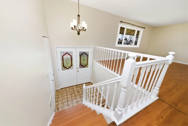 $465,000 | 1432 James Way, Elk Grove Village, IL 60007