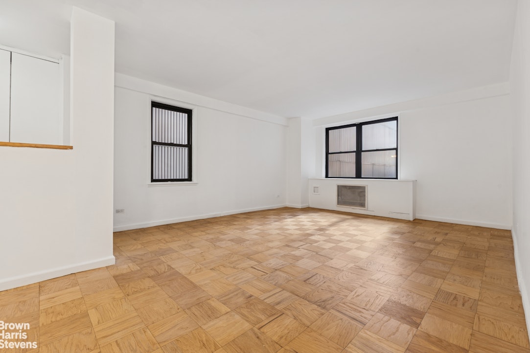 330 3rd Avenue, Unit 8K Manhattan, NY 10010 - Photo 2 of 14