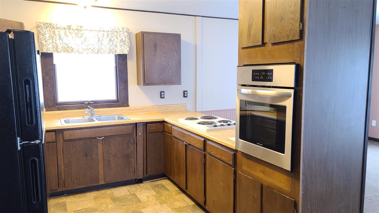 650 Plum Valley Road Northeast Alden, MI 49612 - Photo 6 of 15 1882939-5.JPG