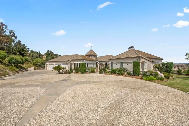 $2,124,000 | 30002 VÃa Maria Elena, Bonsall, CA 92003