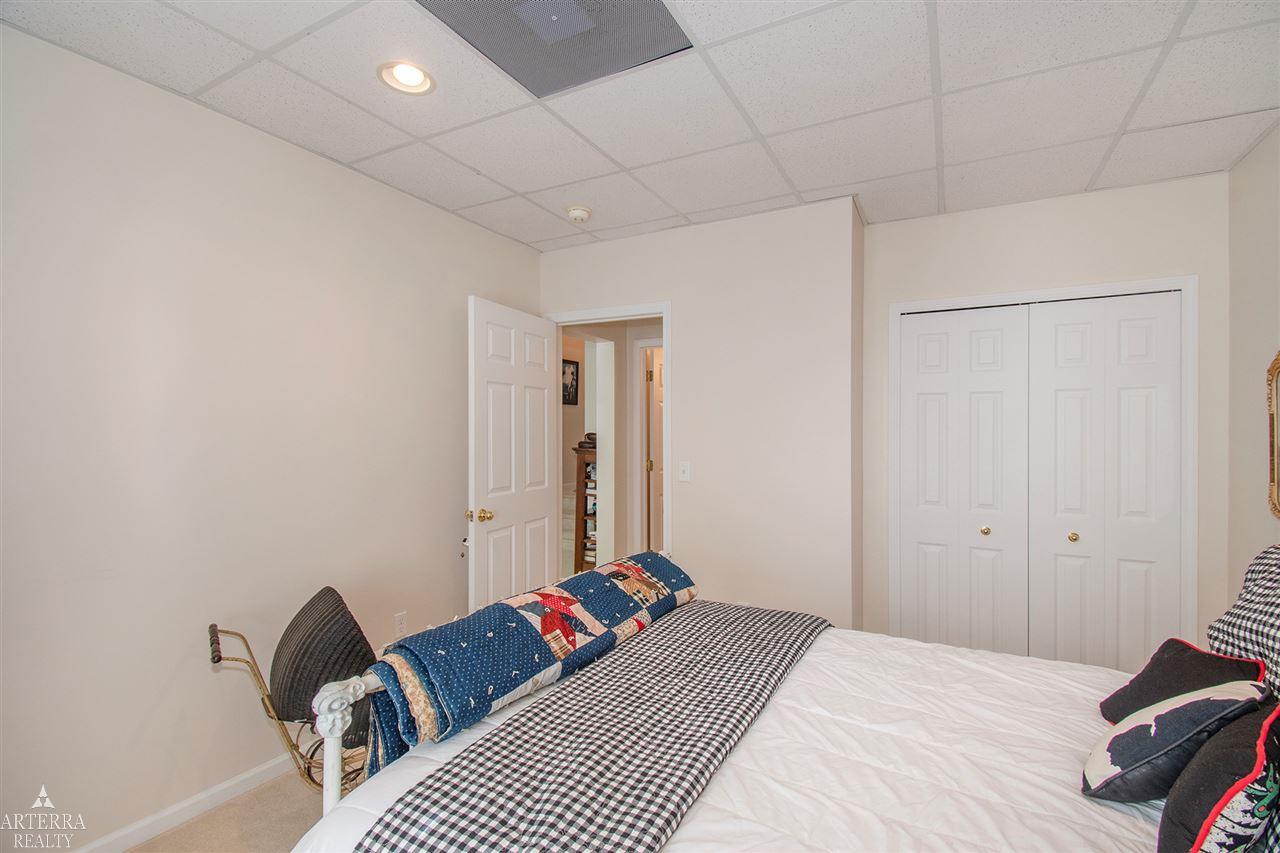 694 West Bluff Court Rochester, MI 48307 - Photo 29 of 35