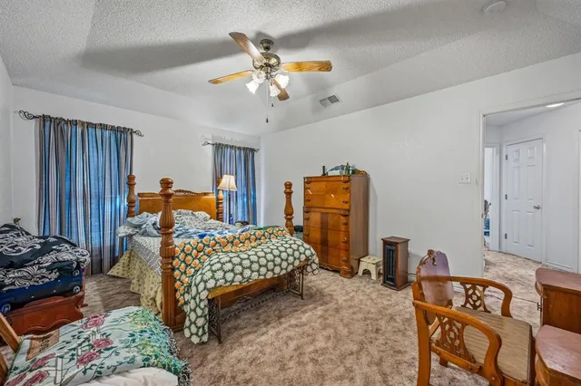 $285,000 | 130 Ben Hogan Drive, Stephenville, TX 76401