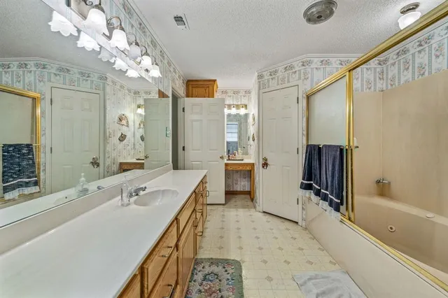 $285,000 | 130 Ben Hogan Drive, Stephenville, TX 76401