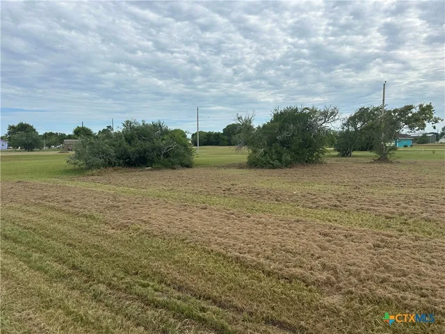 $14,000 | 0 Thunderbird Drive, Palacios, TX 77465