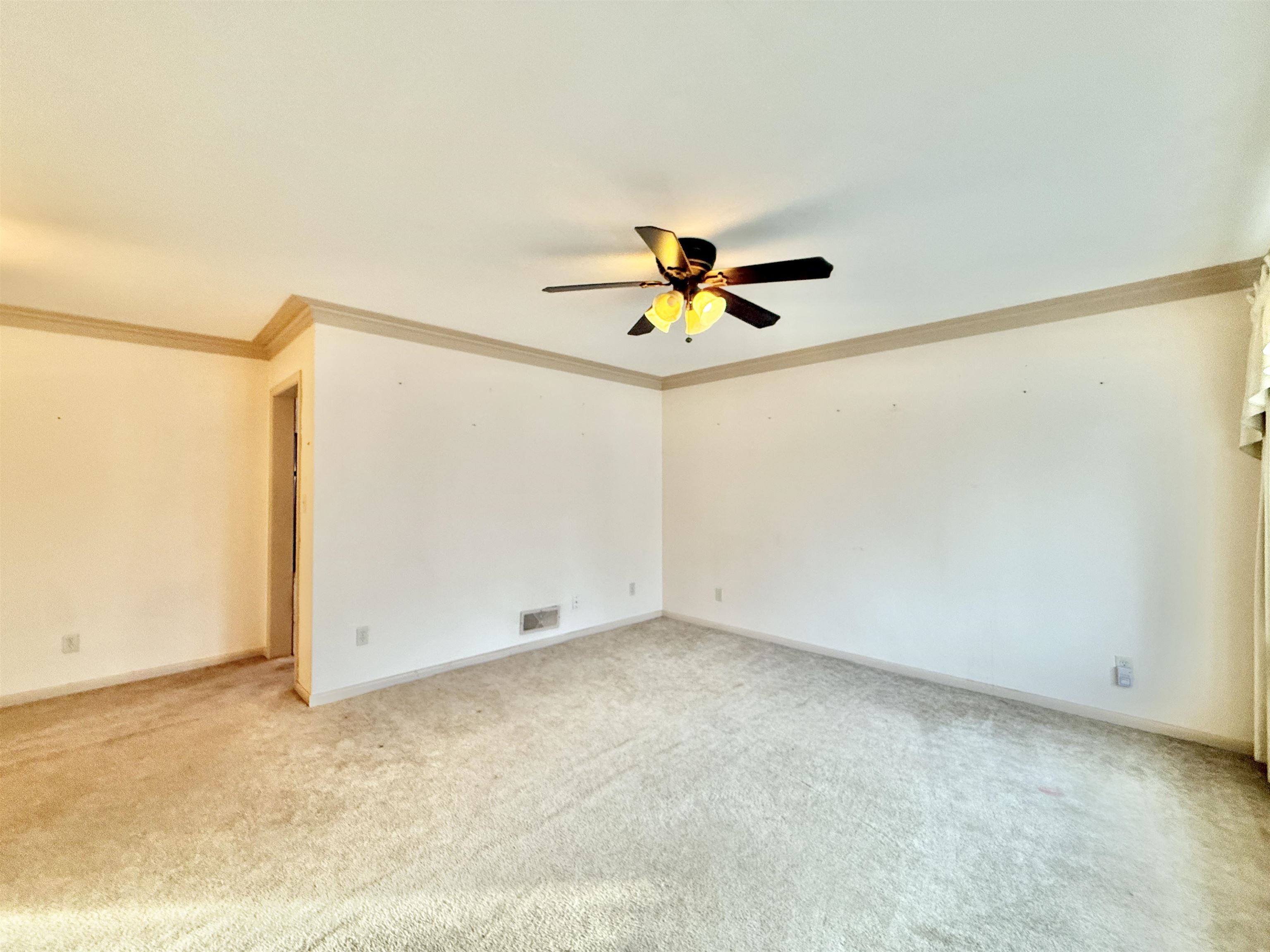 1315 Hackett Street Beloit, WI 53511 - Photo 3 of 22