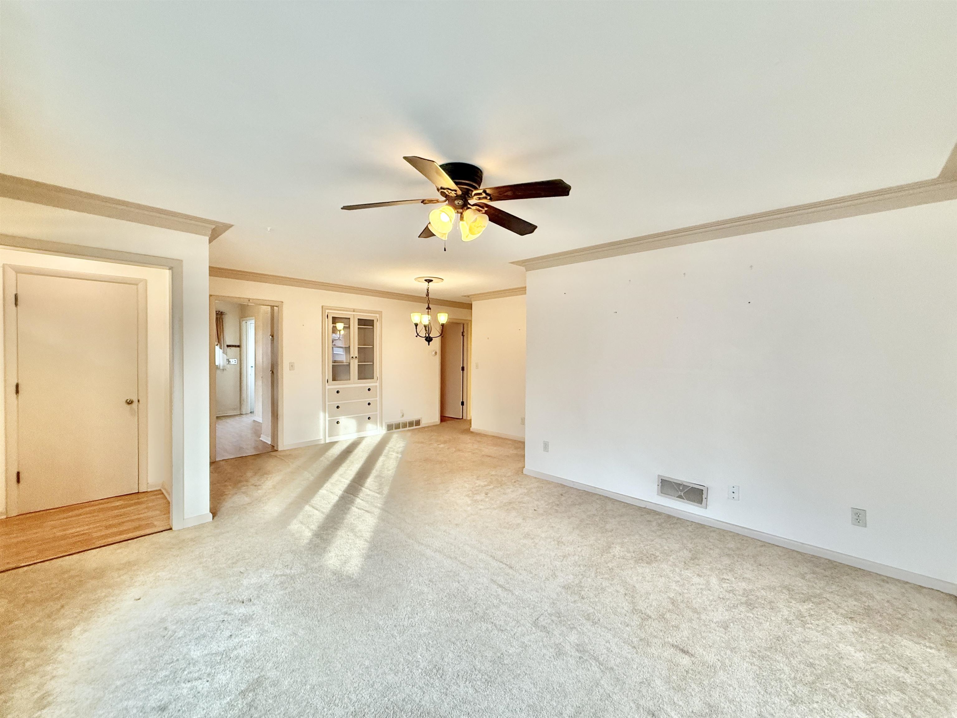 1315 Hackett Street Beloit, WI 53511 - Photo 4 of 22