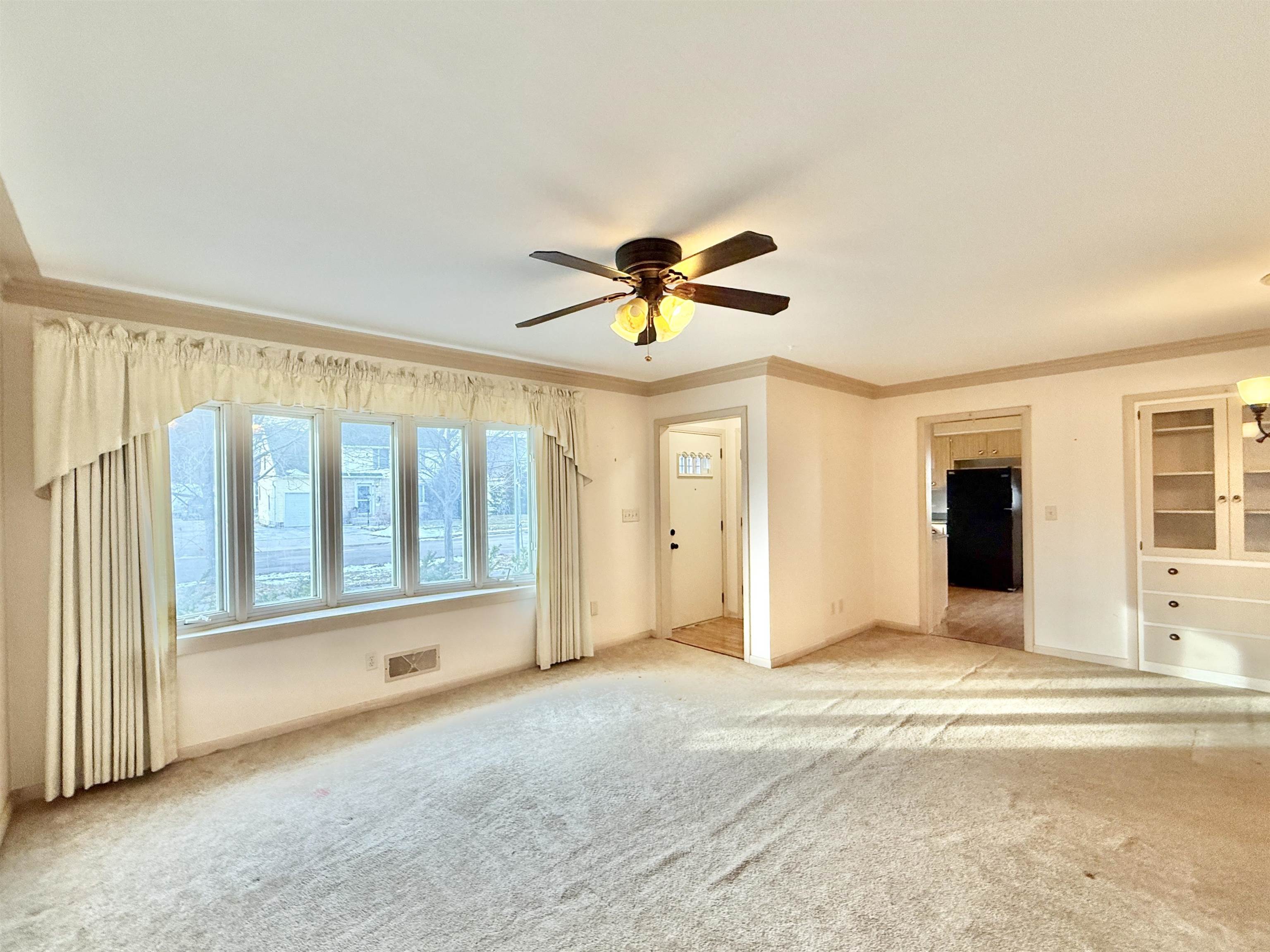 1315 Hackett Street Beloit, WI 53511 - Photo 5 of 22