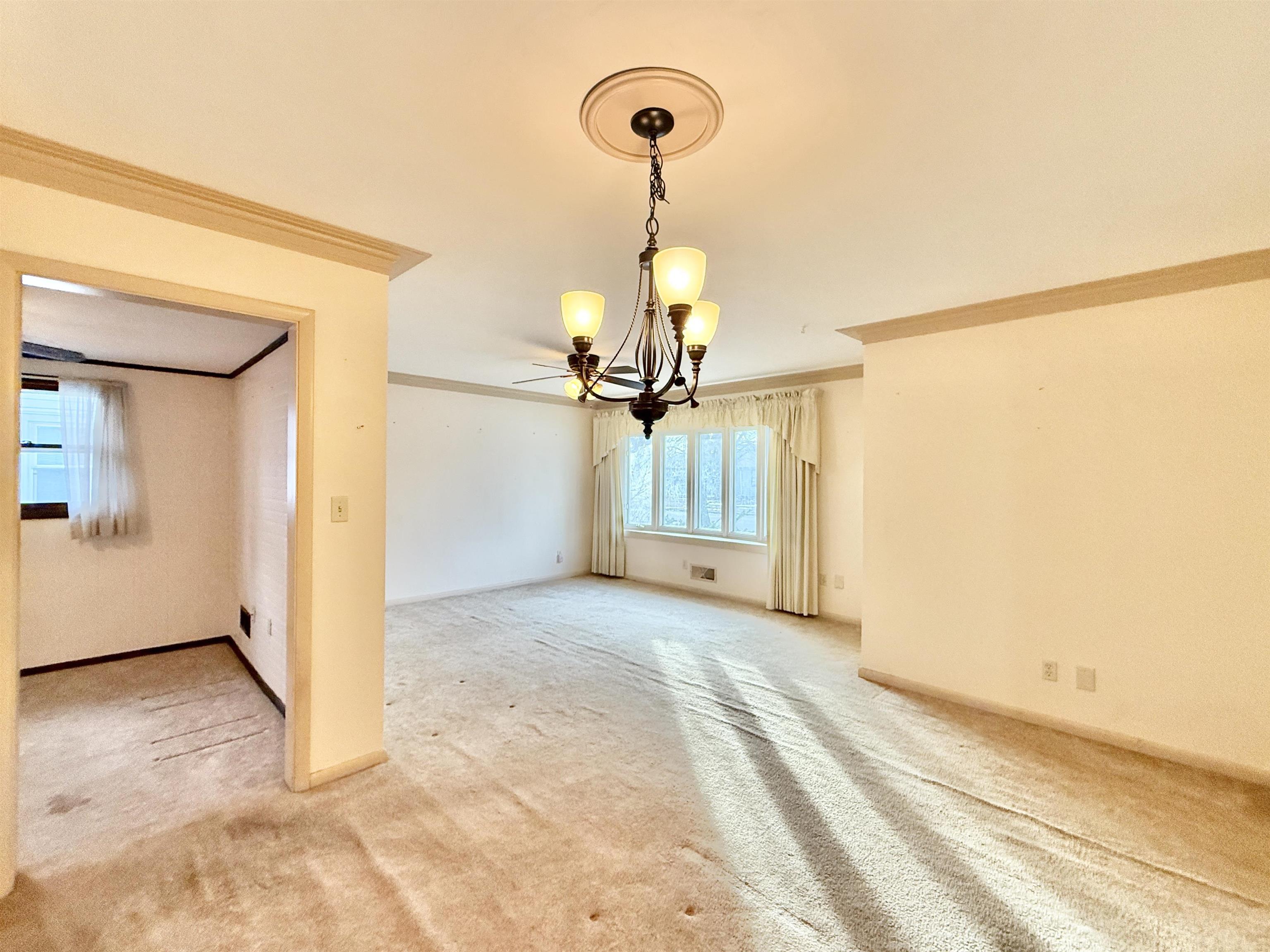 1315 Hackett Street Beloit, WI 53511 - Photo 7 of 22