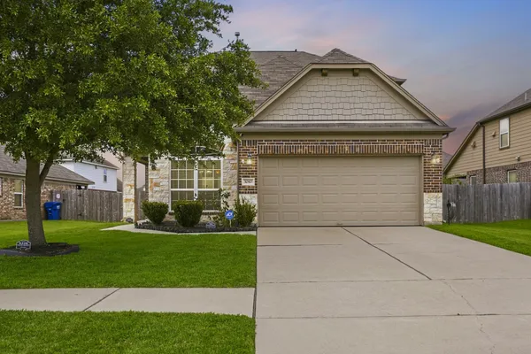 $305,000 | 3010 Coachmaker Trail, Rosenberg, TX 77471