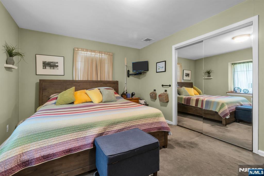 114 Lopez Road Cedar Grove, NJ 07009 - Photo 16 of 40 Gallery Image 16