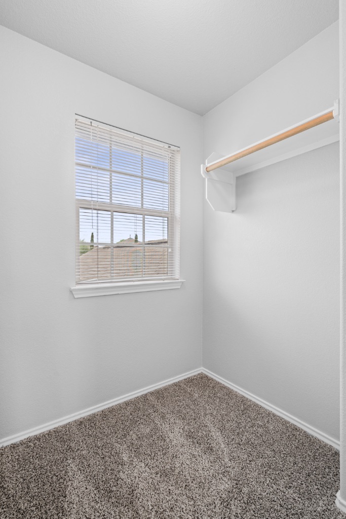 7204 Outfitter Drive Austin, TX 78744 - Photo 28 of 33