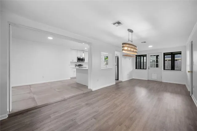 $399,900 | 601 Oranole Road, Altamonte Springs, FL 32701