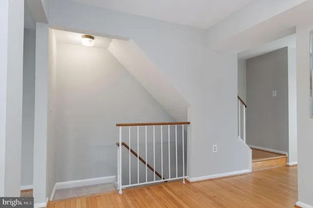 $3,100 | 4445 Holly Avenue, Fairfax, VA 22030