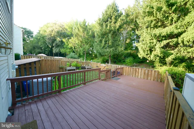 $3,100 | 4445 Holly Avenue, Fairfax, VA 22030