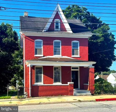 $1,395 | 953 West Washington Street, Hagerstown, MD 21740