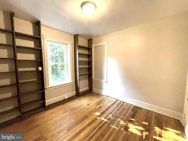 $1,395 | 953 West Washington Street, Hagerstown, MD 21740