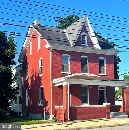 $1,395 | 953 West Washington Street, Hagerstown, MD 21740