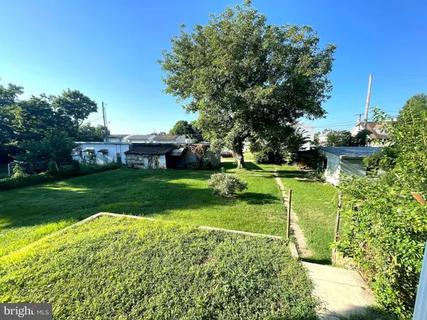 $1,395 | 953 West Washington Street, Hagerstown, MD 21740