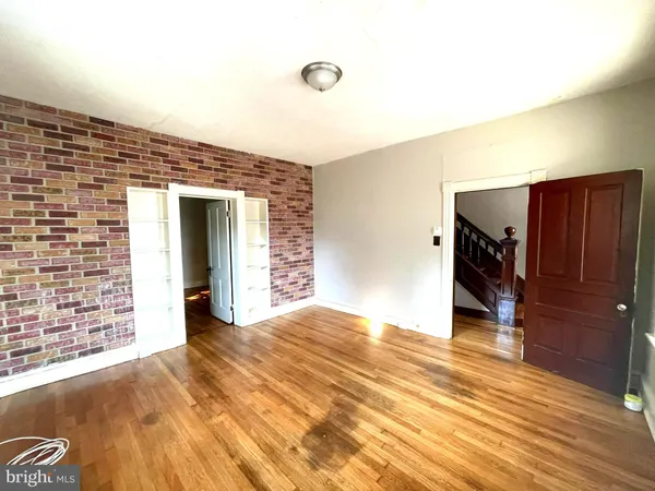 $1,395 | 953 West Washington Street, Hagerstown, MD 21740