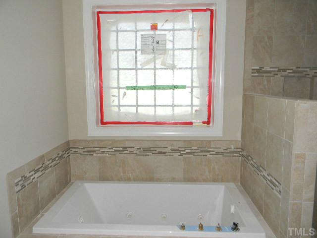 5105 Pomfret Point, Unit 178 Raleigh, NC 27612 - Photo 11 of 25 Gallery Image 11