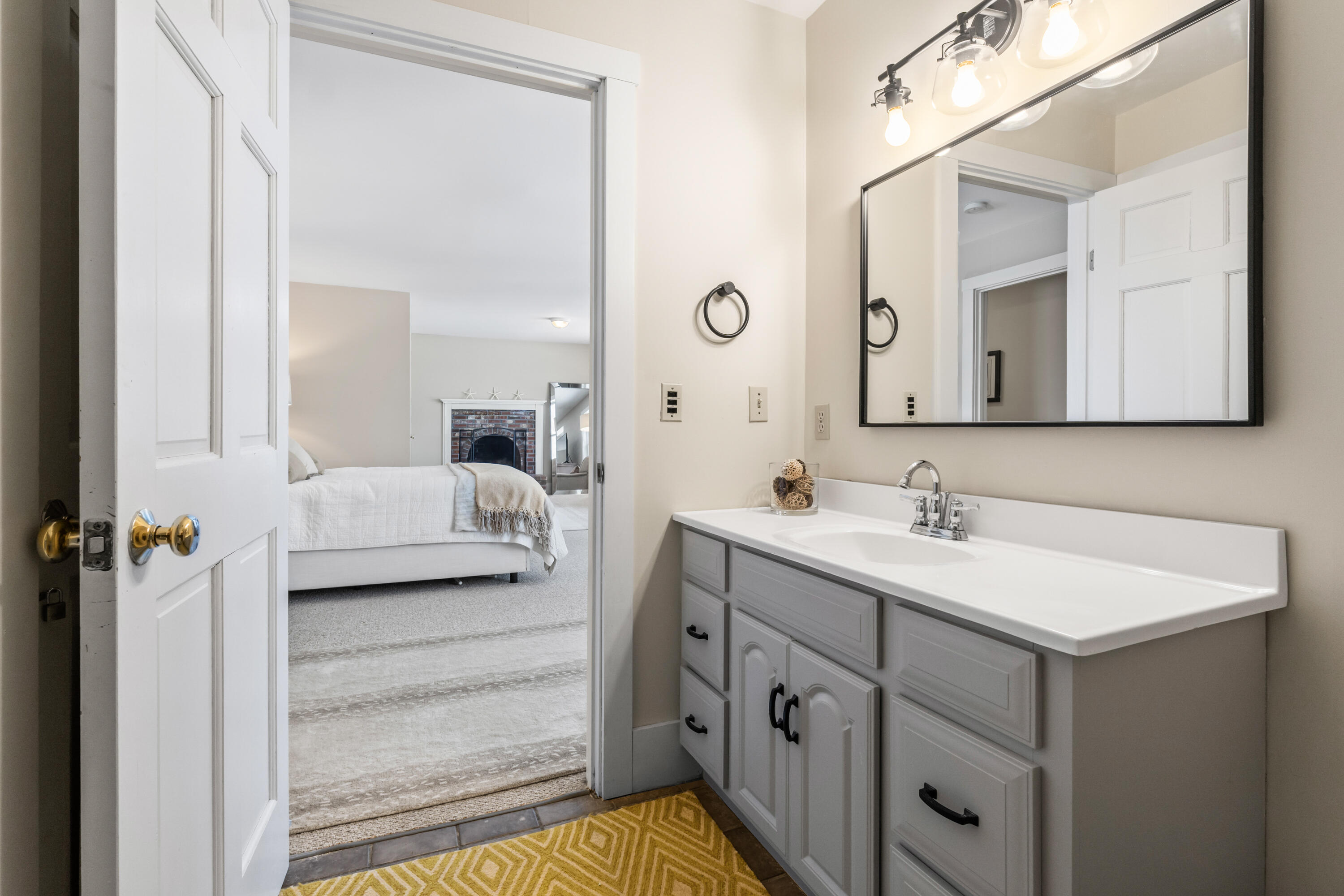 48 Pond Road Chebeague Island, ME 04017 - Photo 13 of 33 Ensuite Bath -48_Pond_Road