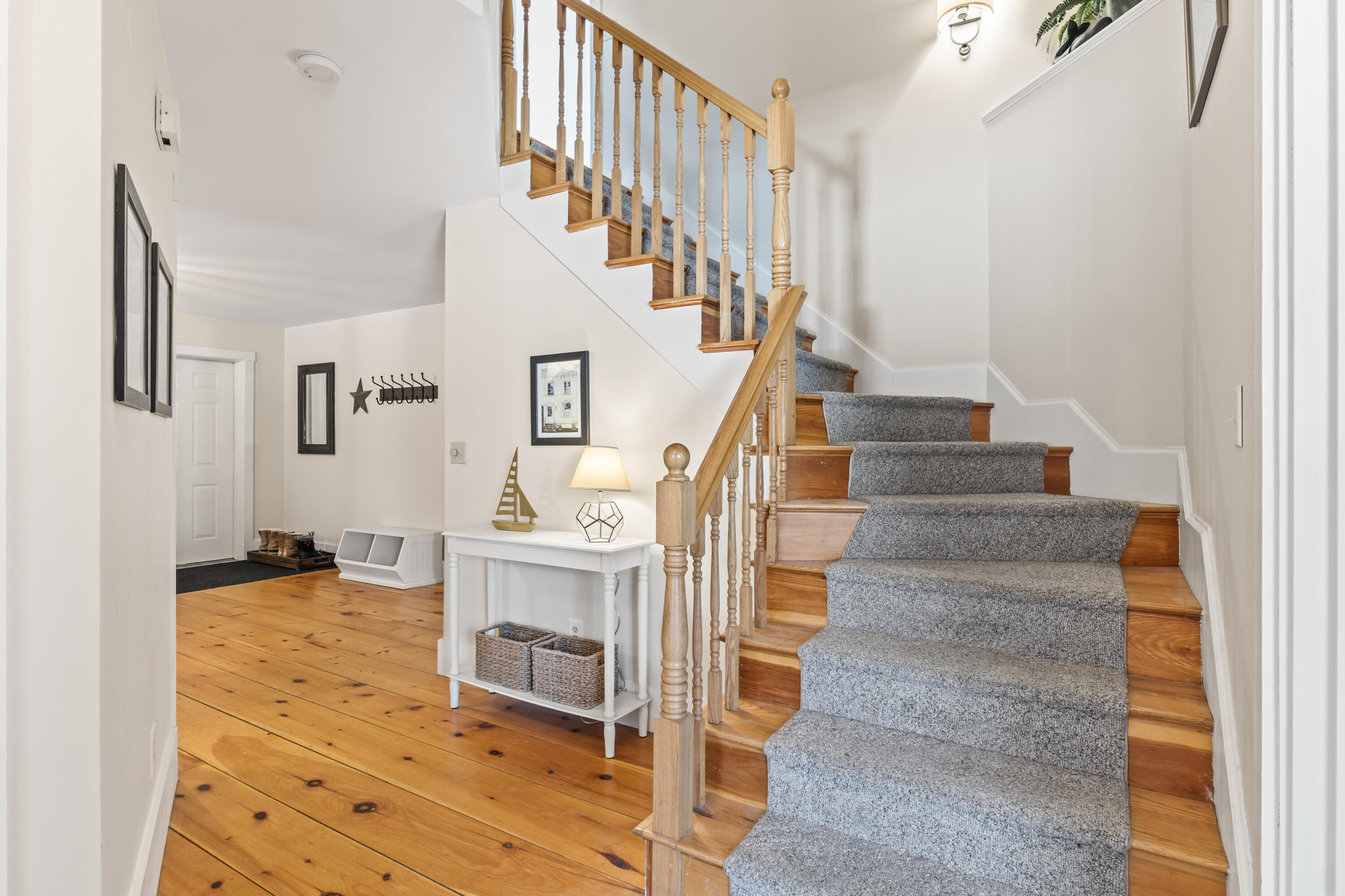 48 Pond Road Chebeague Island, ME 04017 - Photo 9 of 33 Staircase -48_Pond_Road_120