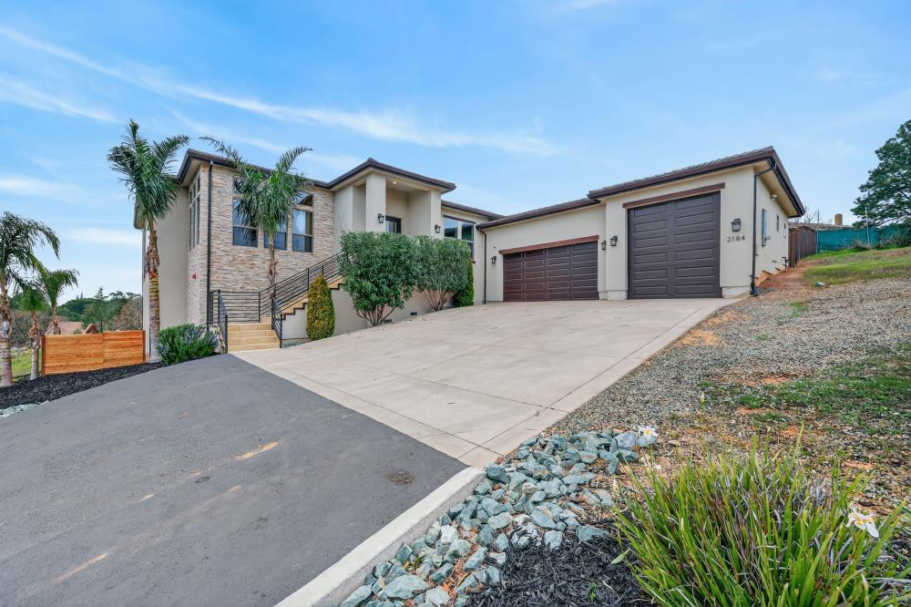 2184 Cercis Court Shingle Springs, CA 95682 - Photo 9 of 99