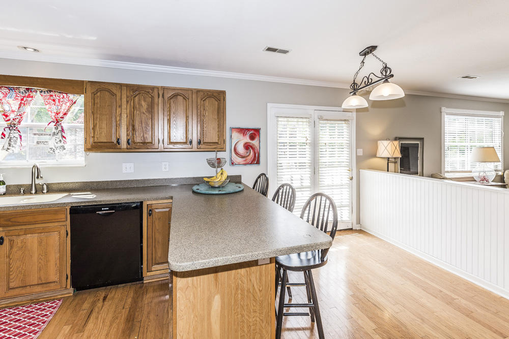 10012 Double Tree Road Knoxville, TN 37932 - Photo 12 of 40 Kitchen