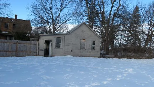 $175,000 | 150 Harrison Street West, Annandale, MN 55302
