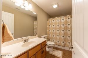 338 Pistole Road Sparta, TN 38583 - Photo 28 of 39 a bathroom with a sink toilet and shower