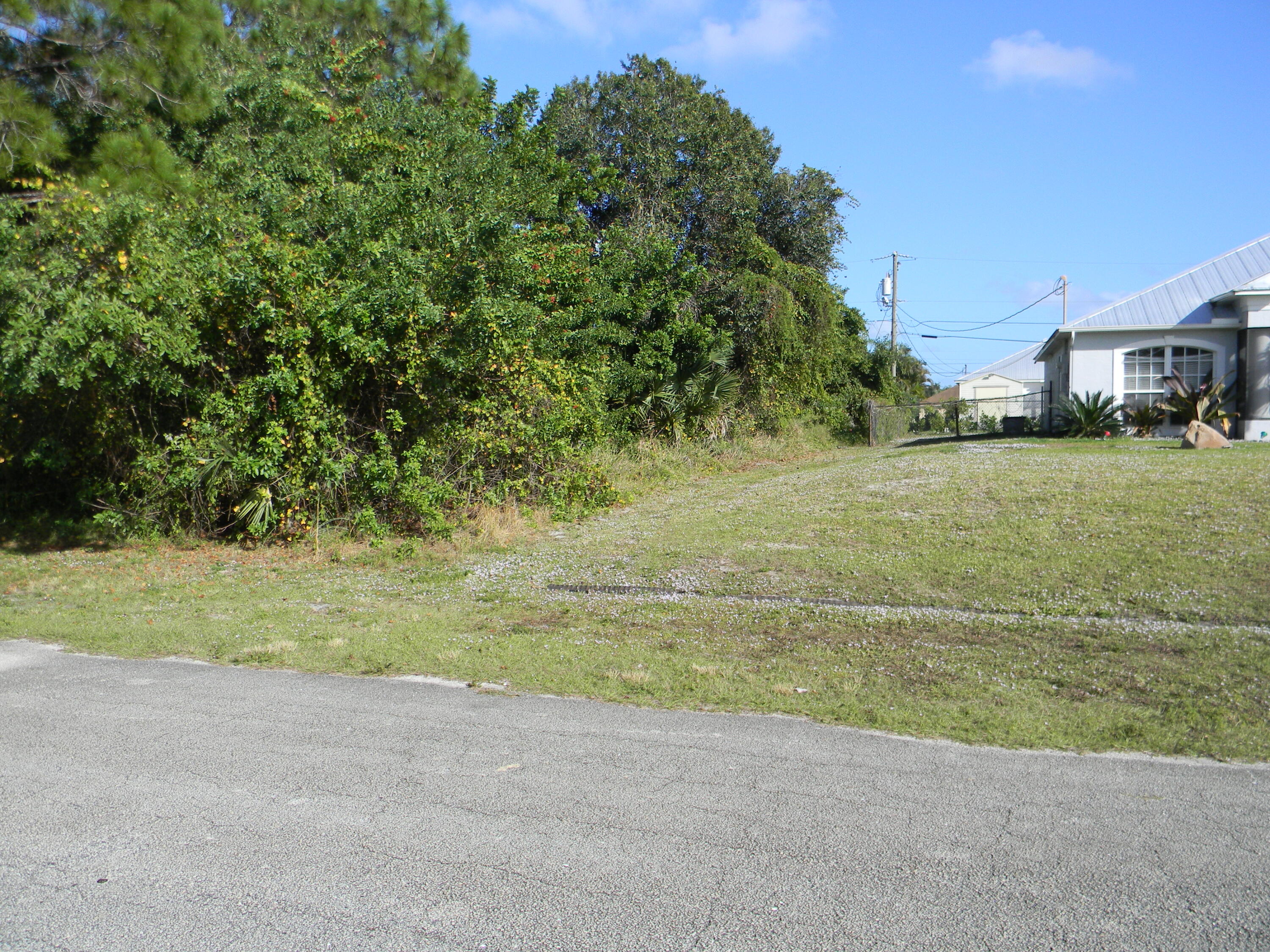 642 Southwest Jada Road Port St. Lucie, FL 34953 - Photo 2 of 6 DSCN0219